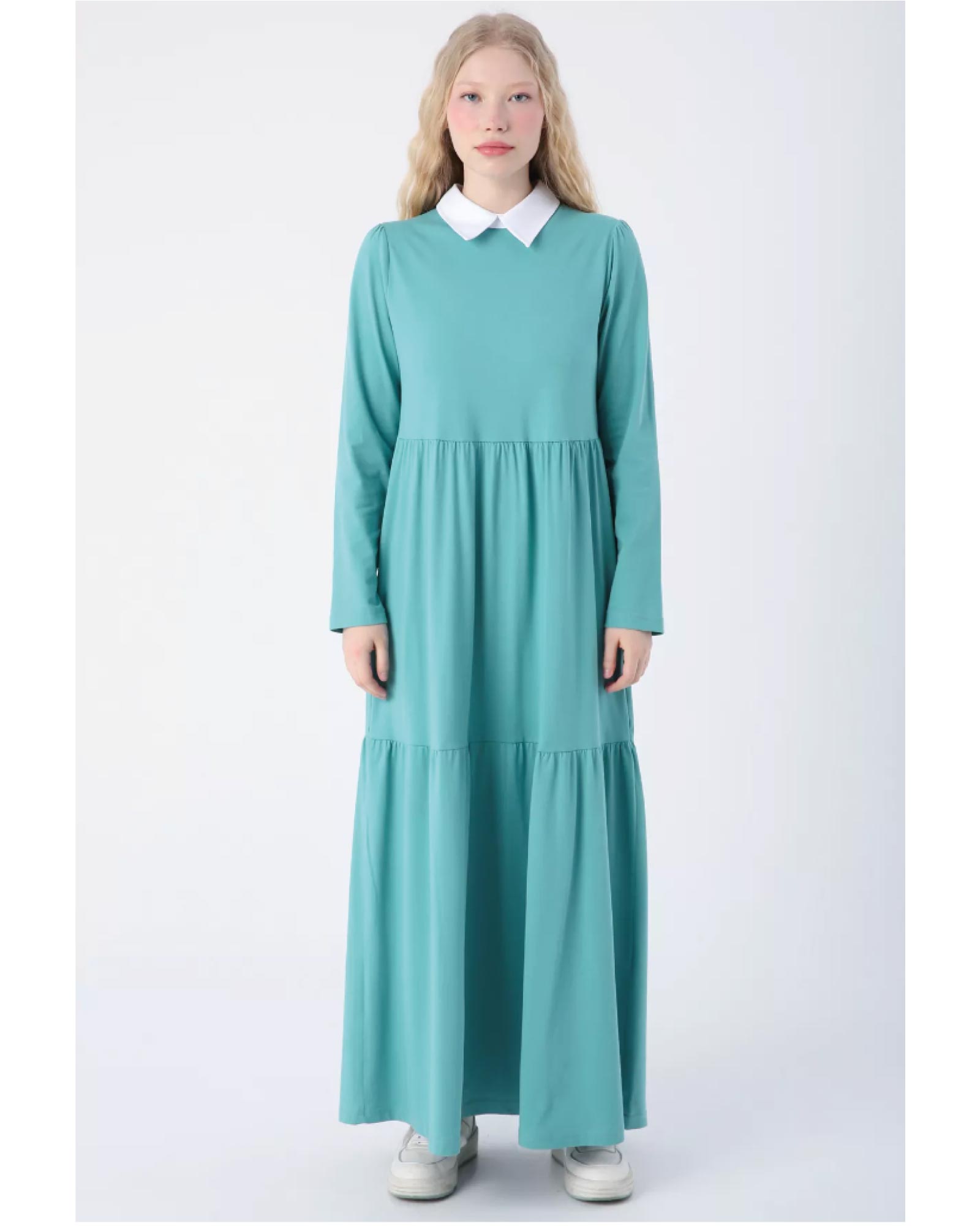Hijab-Kleid Baumwollkleid mit klassischem Hemdkragen, praktischen Taschen und charmanten Rüschen