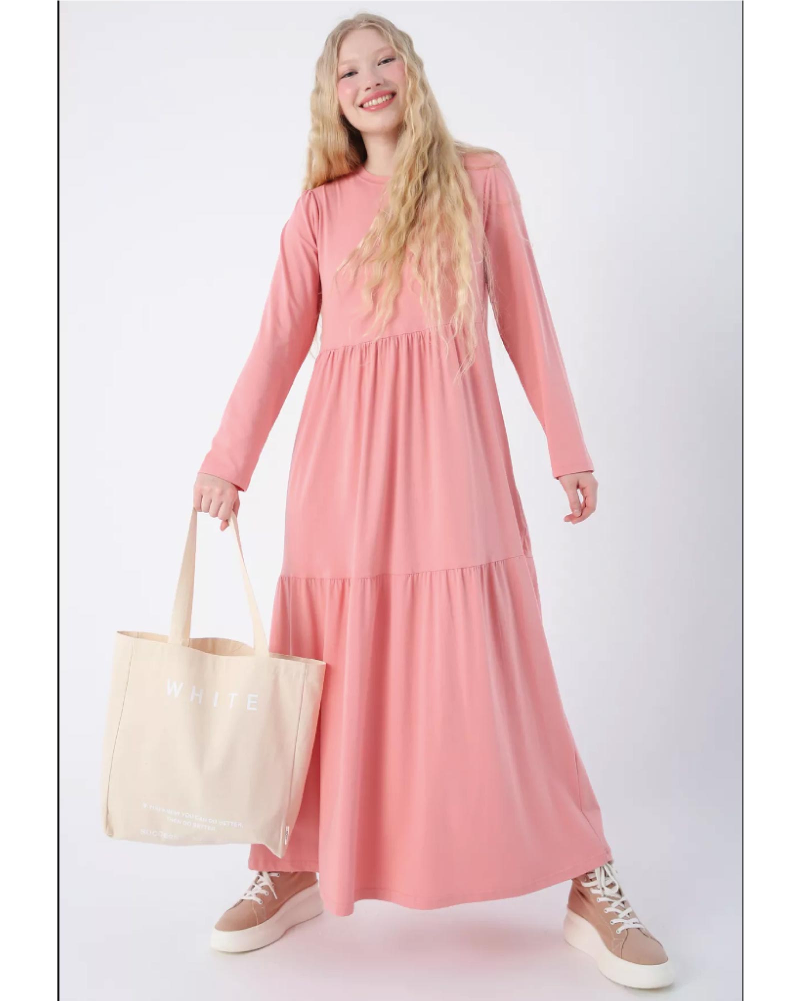 Hijab Luftiges Sommerkleid mit verspielten Rüschen und praktischen Taschen