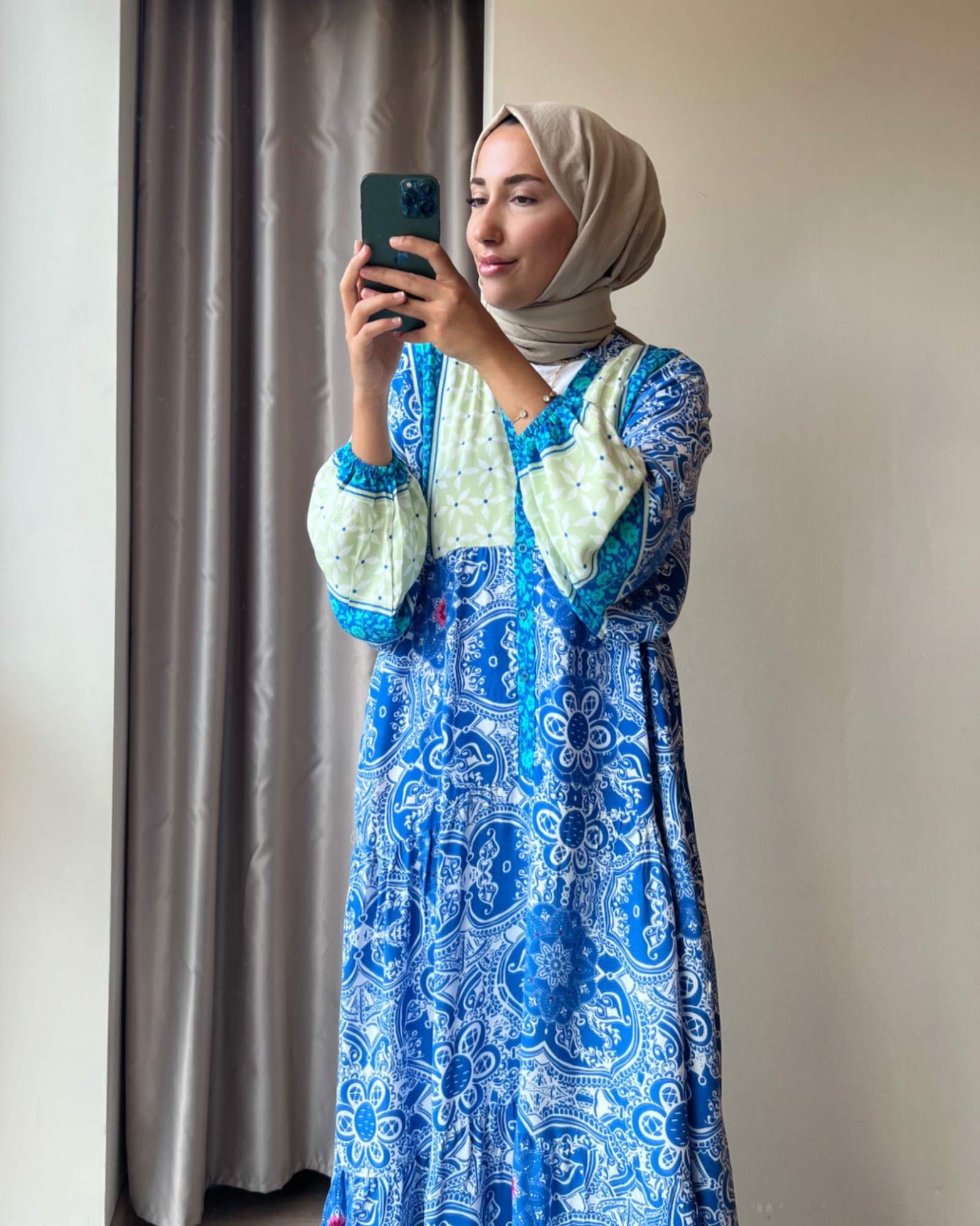 Damenbekleidung Hijab-Sommerkleid, Kleid mit Muster aus Viskose/Baumwollstoff