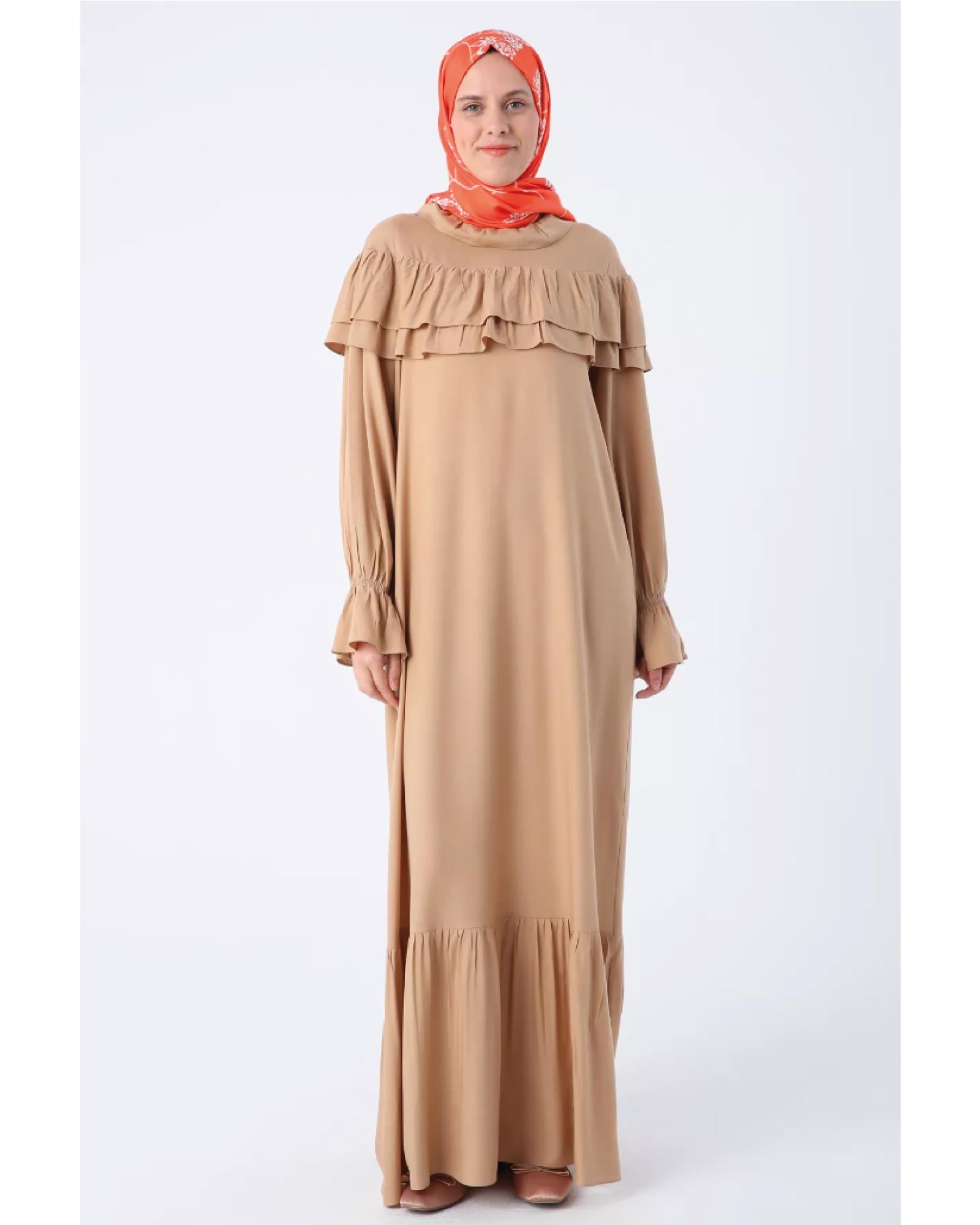 Robe hijab à volants sur les épaules et les manches