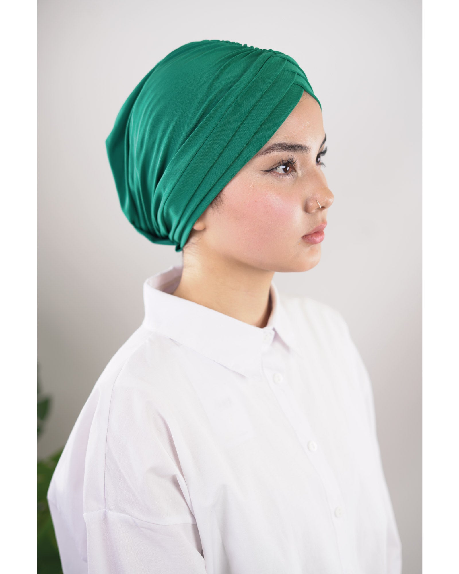 Bonnet mit Faltendetail, Doppelseitig Grün