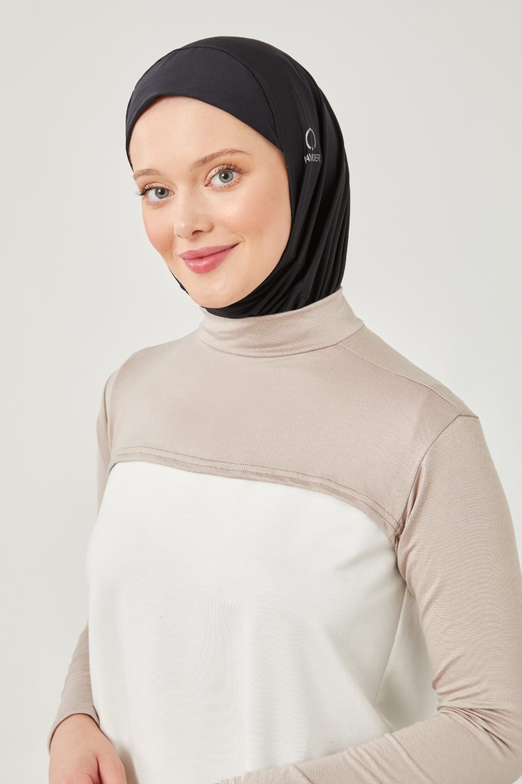 Armstulpen mit Halsbedeckung