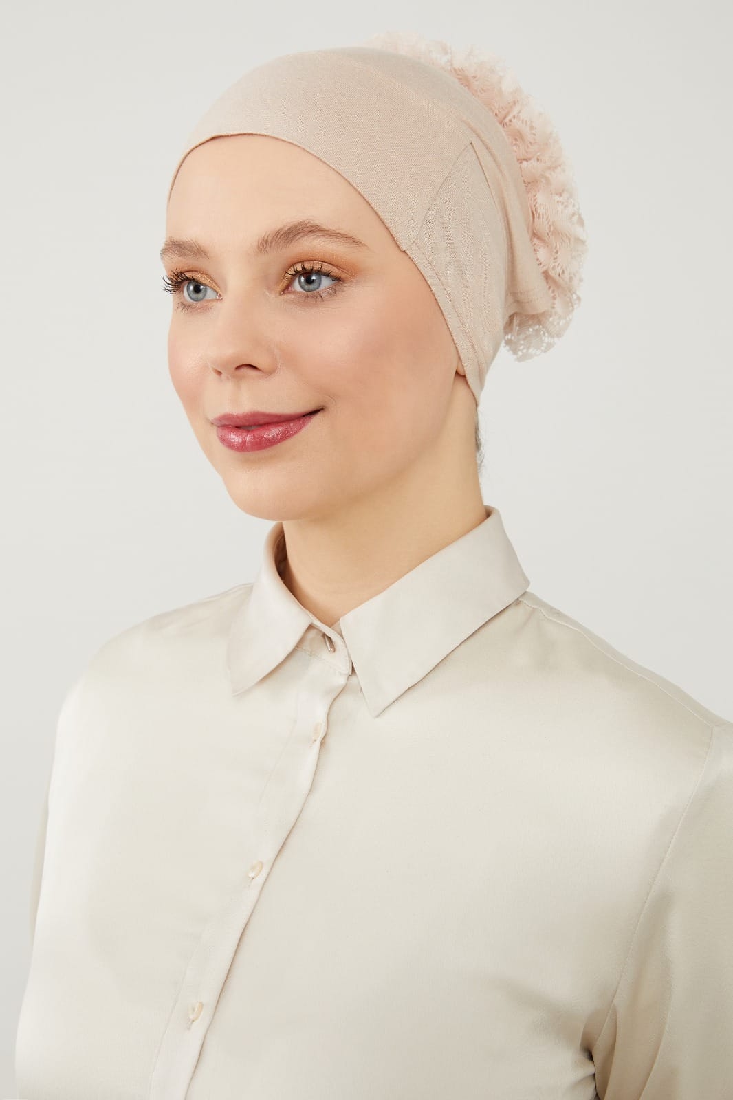 Nahtlose Rüschen-Unterhaube-Bonnet mit Silikon