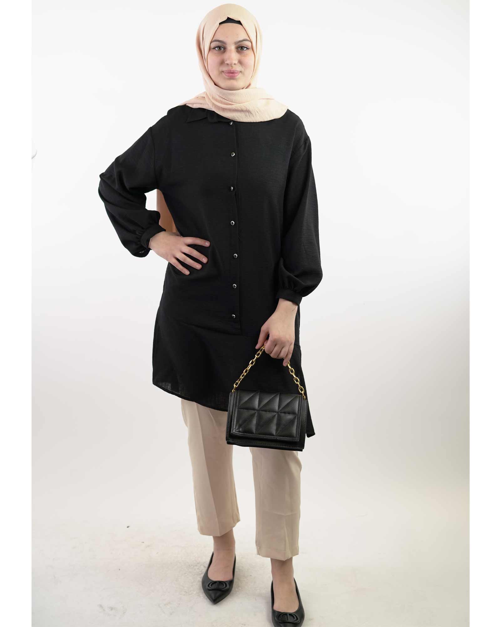Tunic blouse with slit