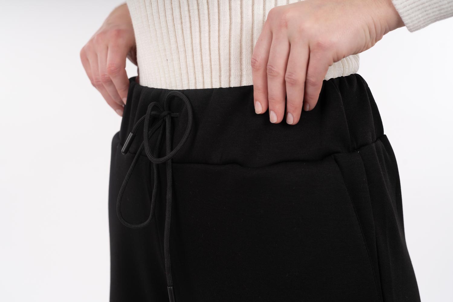 Sweatpants - Elastic waistband
